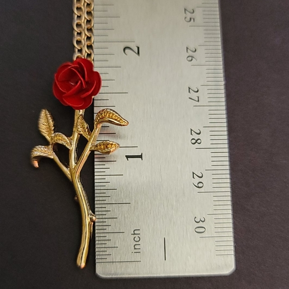 Rose Earrings and Necklace Set - Picture 4 of 6